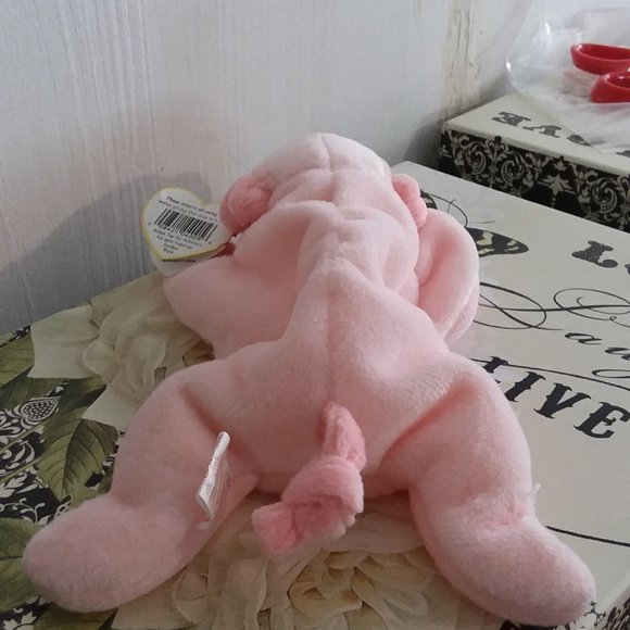TY Beanie Babies- Squealer The Pig- Style# 4005 - Picture 5 of 11